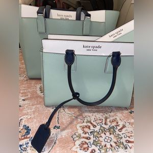 Kate Spade discontinued mint green set!